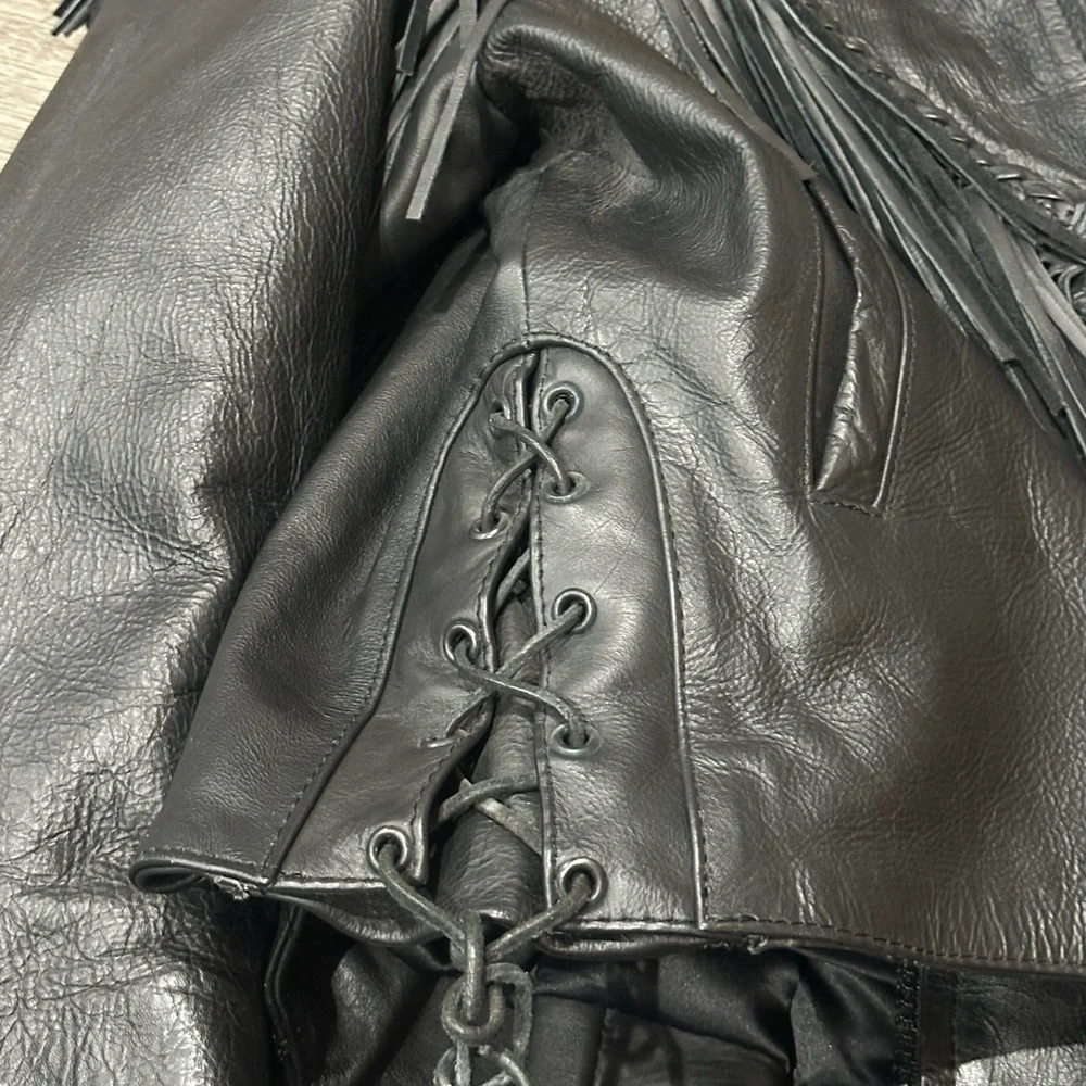 Unik Vtg Black Leather Fringe Jacket - Picture 3 of 16